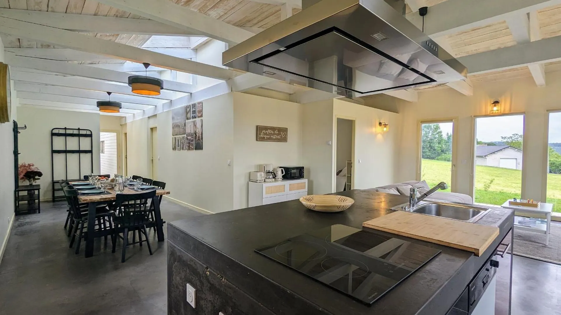 Gite Renove Avec Terrasse, Randonnees Et Activites Culturelles En Haute-Loire - Fr-1-582-470 Le Mas-de-Tence Holiday home